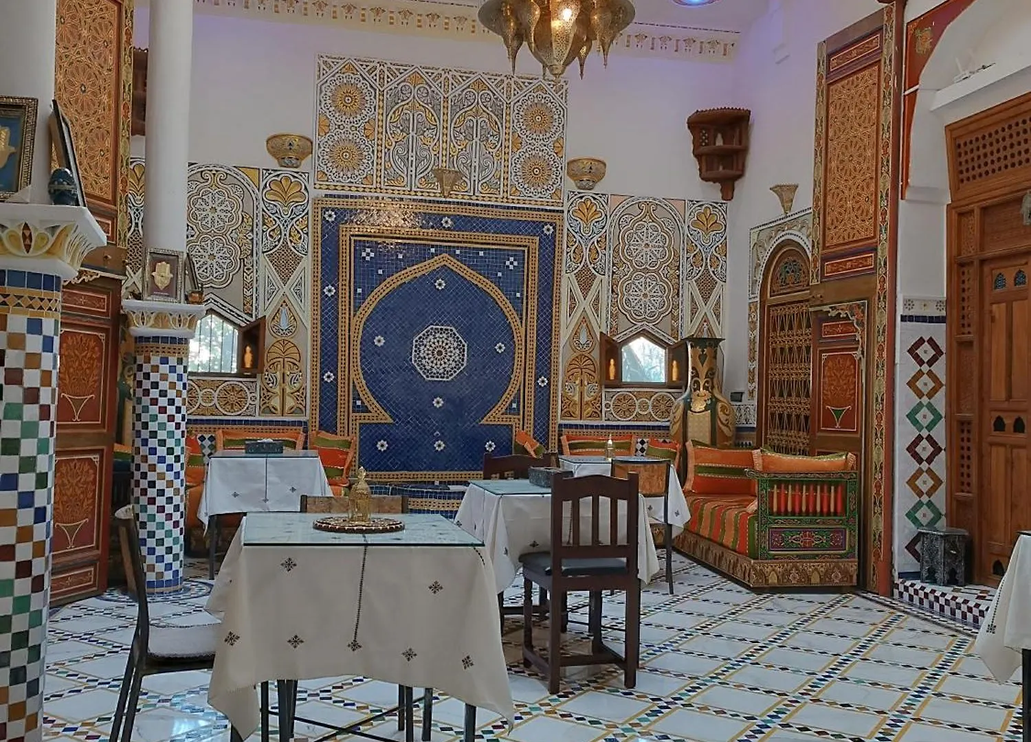Riad Amira Fez